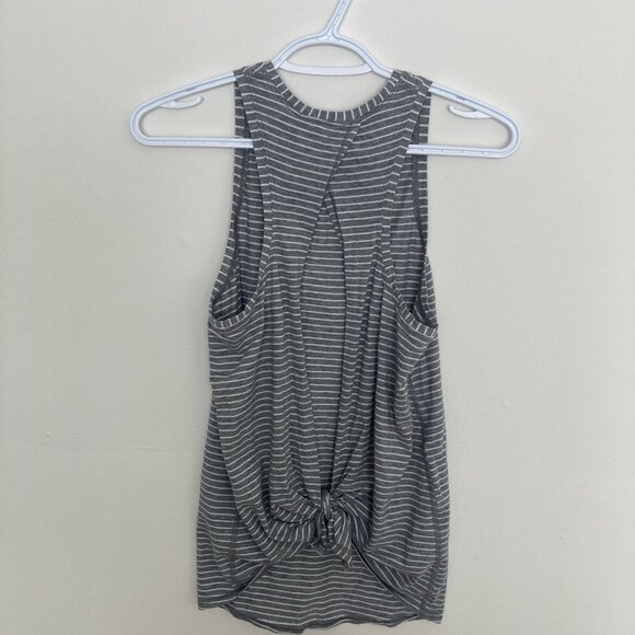 Lululemon All Tied Up Tank Gray White Size 6 - Picture 3 of 6